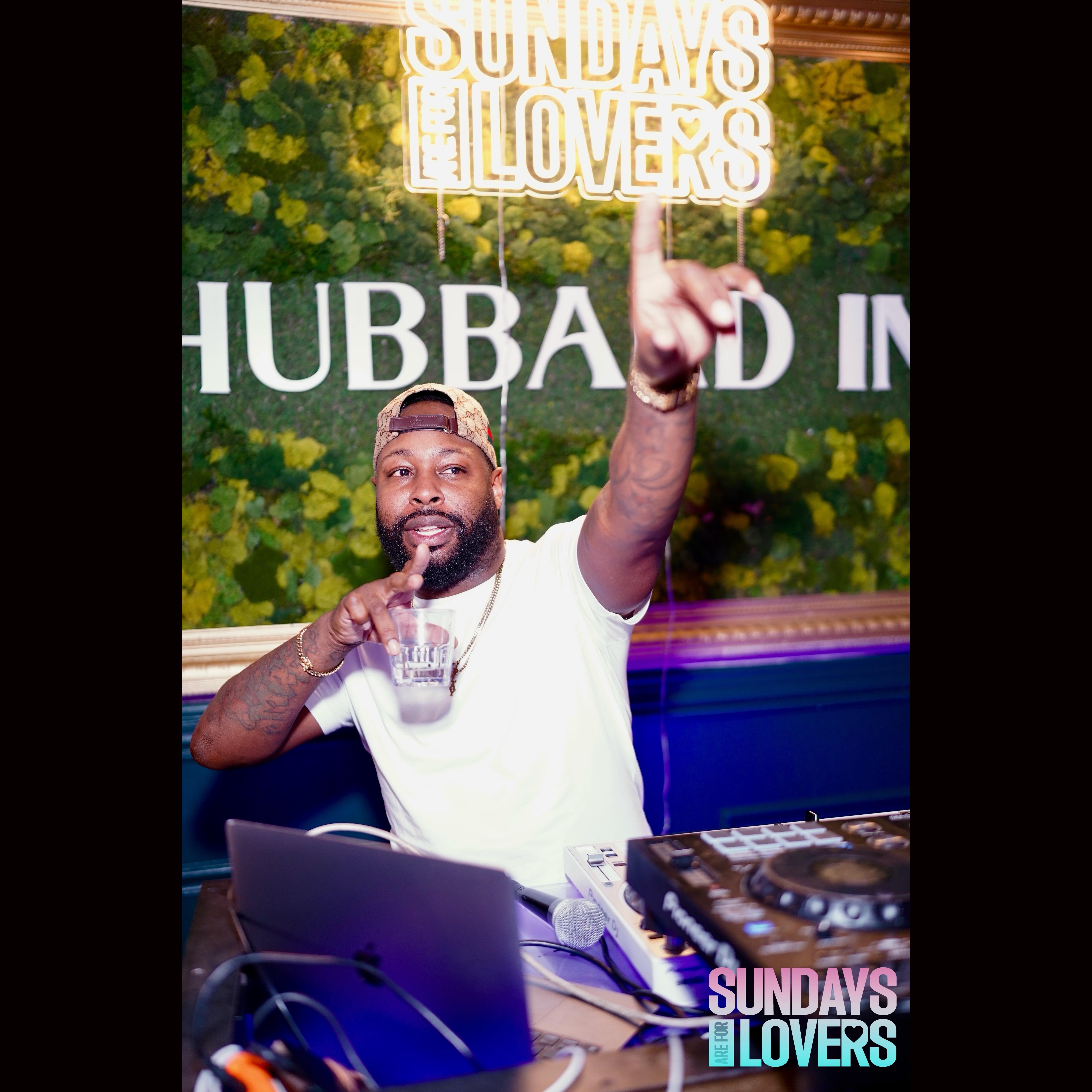 Sundays Are For Lovers 